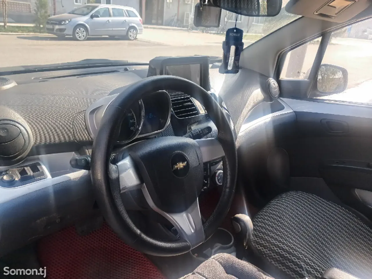 Chevrolet Spark 2014 · 1.1 AT