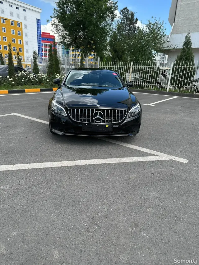 Mercedes-Benz CLS class 2015 · 2.5 AT