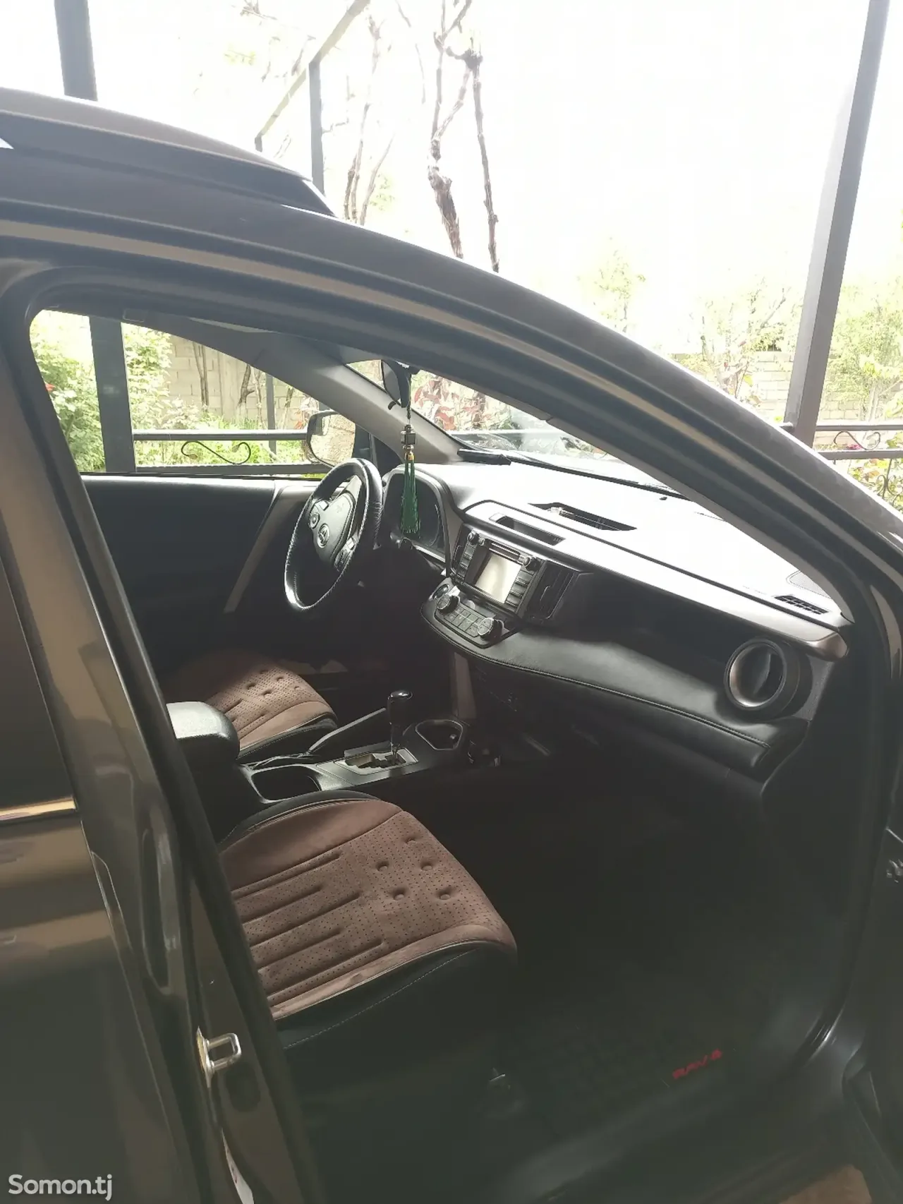 Toyota RAV 4 2017 · 2.5 AT