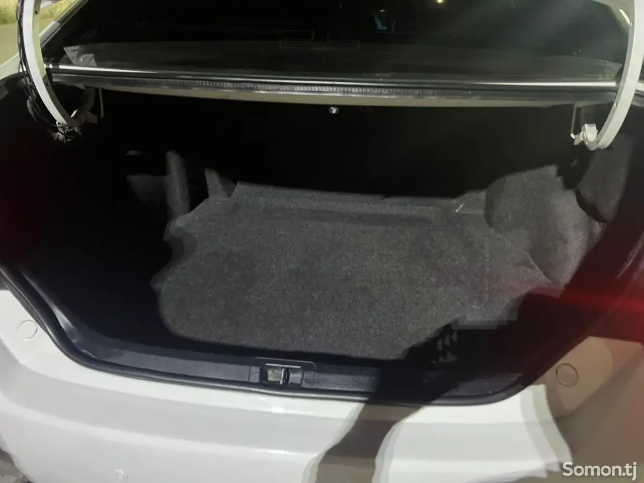 Toyota Camry 2013 · 2.5 AT