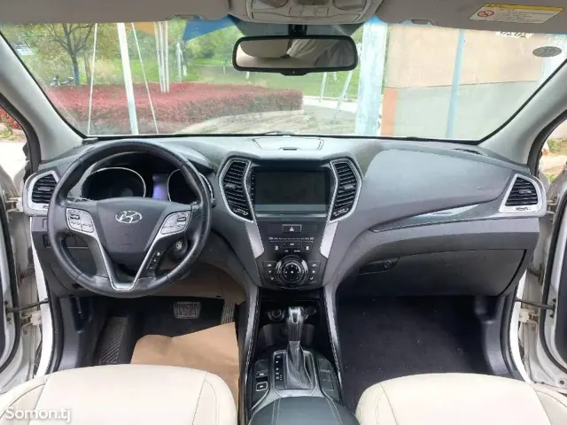 Hyundai Santa Fe 2014 · 2.4 AT