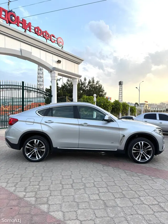 BMW X6 2014 · 3.0 AT
