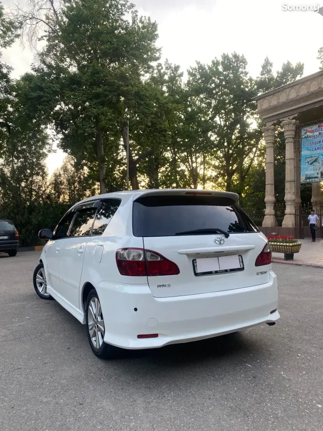 Toyota Ipsum 2007 · 2.4 AT