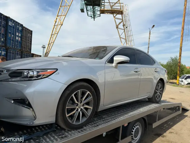 Lexus ES series 2016 · 3.0 AT
