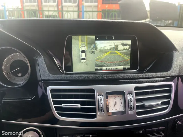 Mercedes-Benz E class 2015 · 3.5 AT