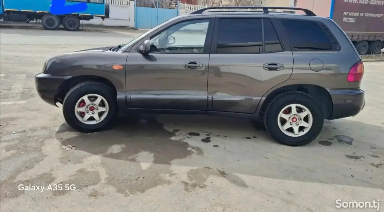 Hyundai Tucson 2004 · 2.0 MT