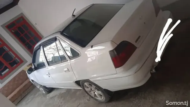 Daewoo Nexia 1995 · 1.6 MT