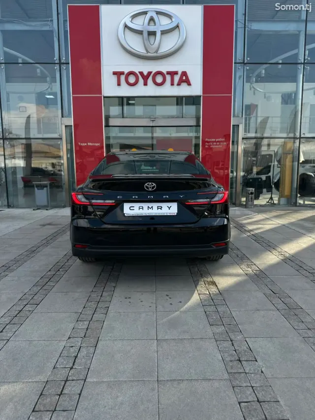 Toyota Camry 2025 · 2.5 CVT