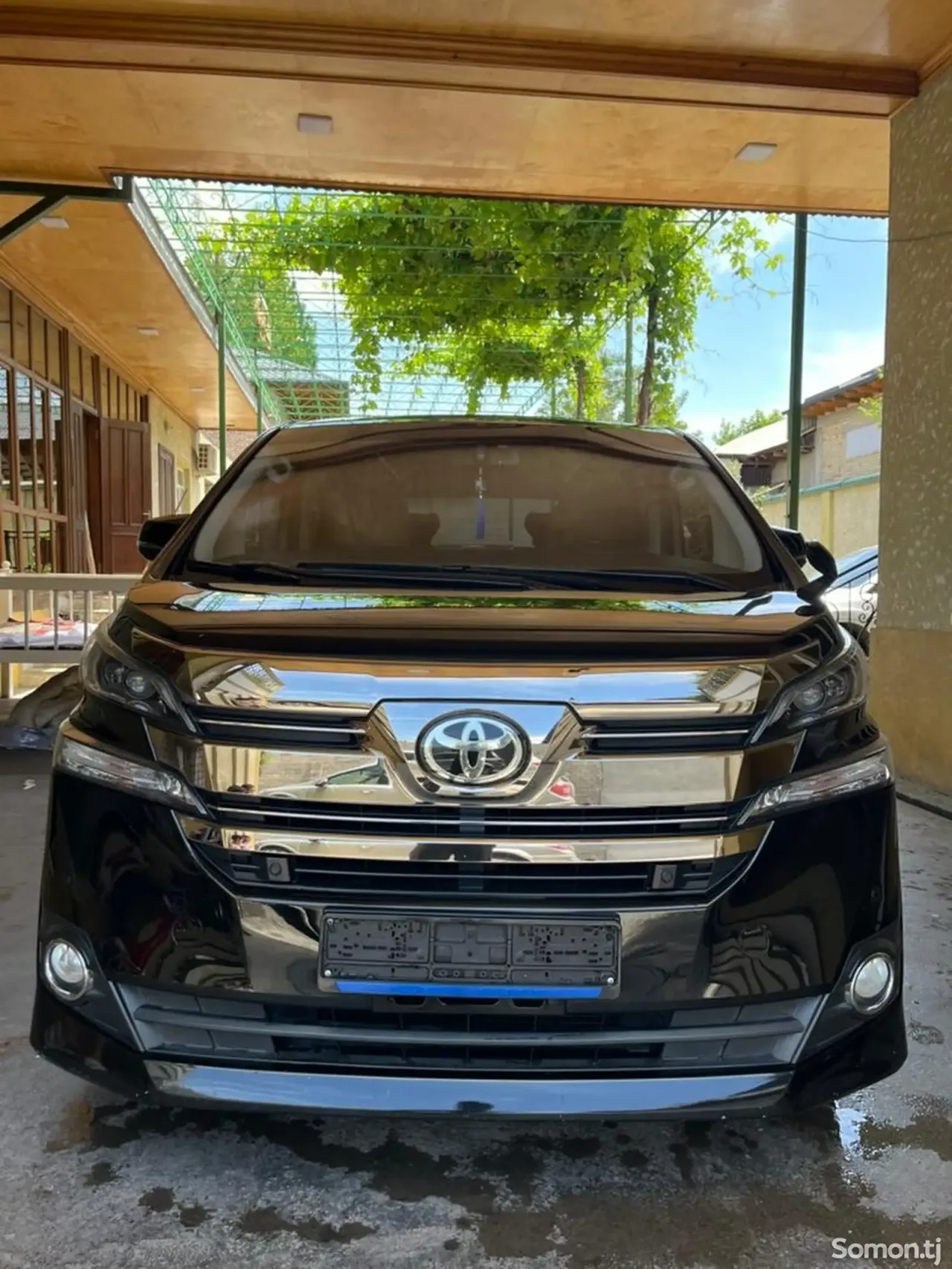 Toyota Vellfire 2018 · 3.5 AT