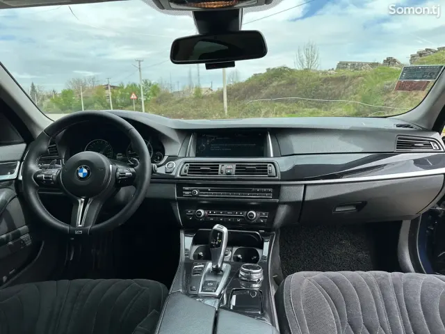 BMW 5 series 2014 · 2.0 AT