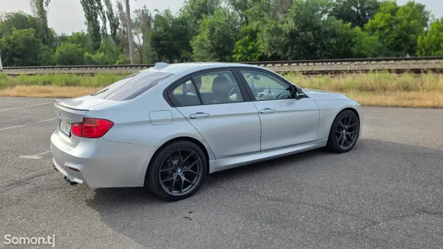 BMW 3 series 2014 · 2.0 AT