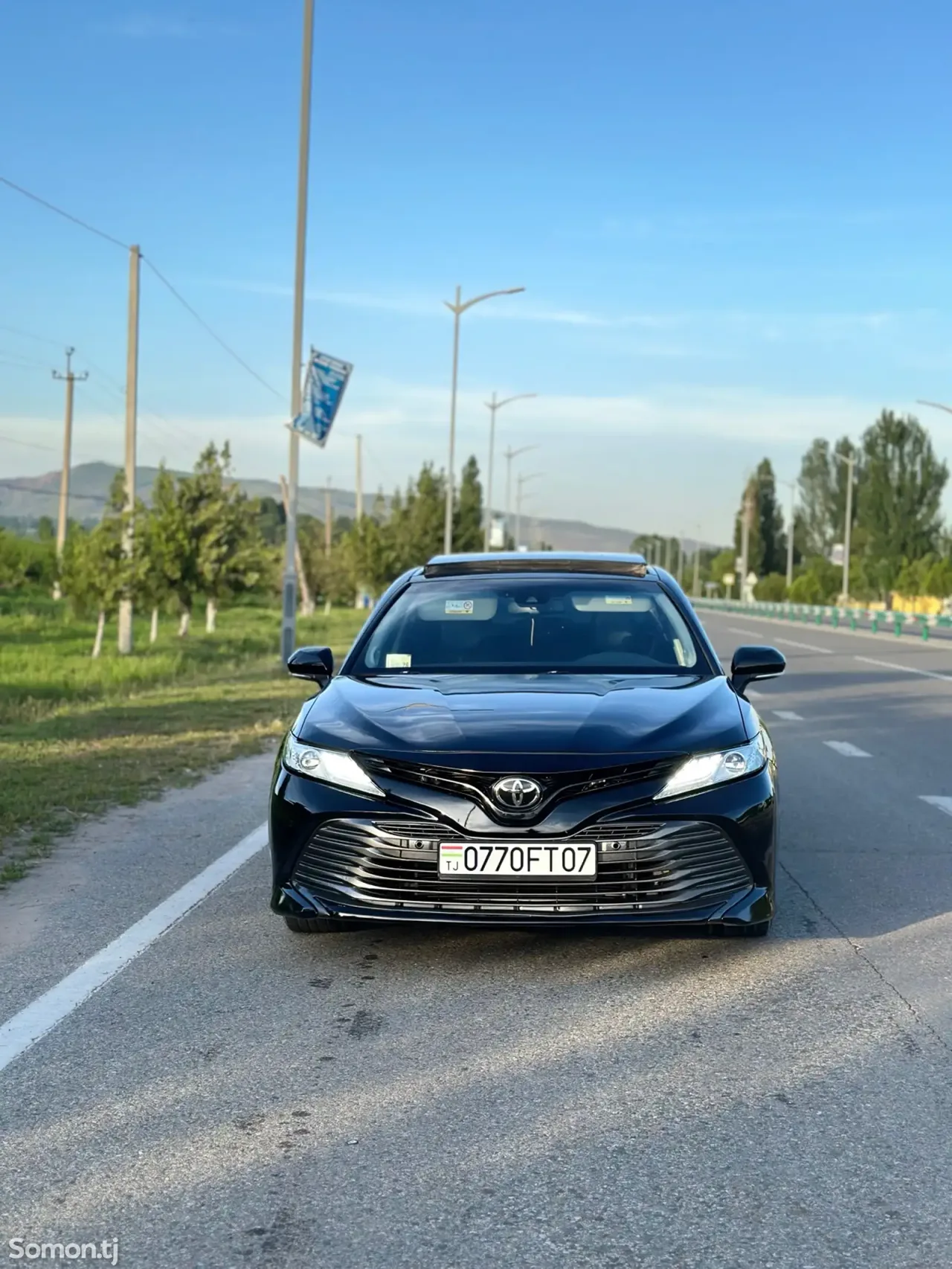 Toyota Camry 2017 · 2.5 AT