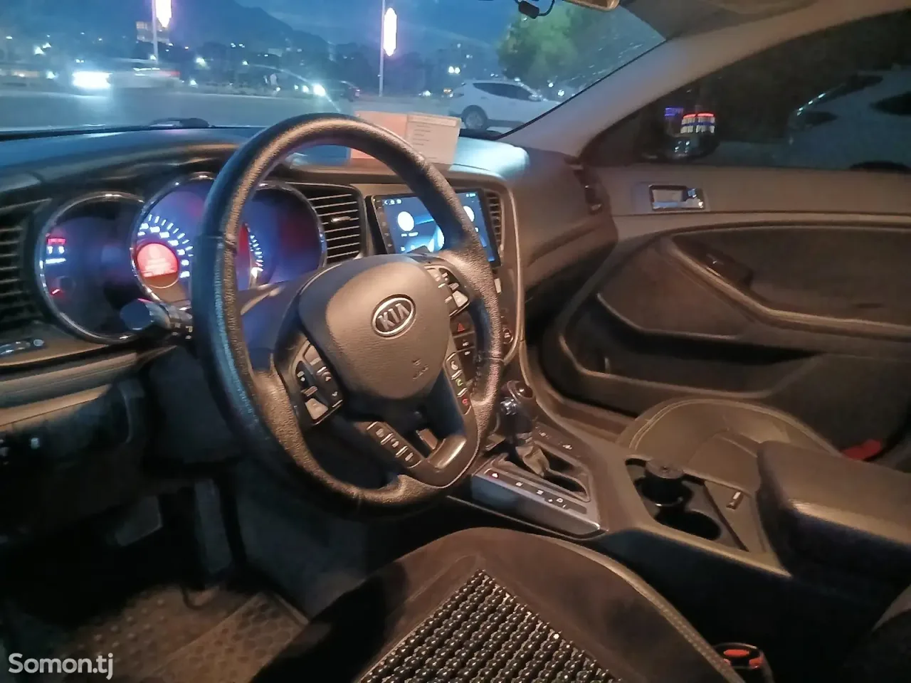 Kia K5 2011 · 2.0 AT
