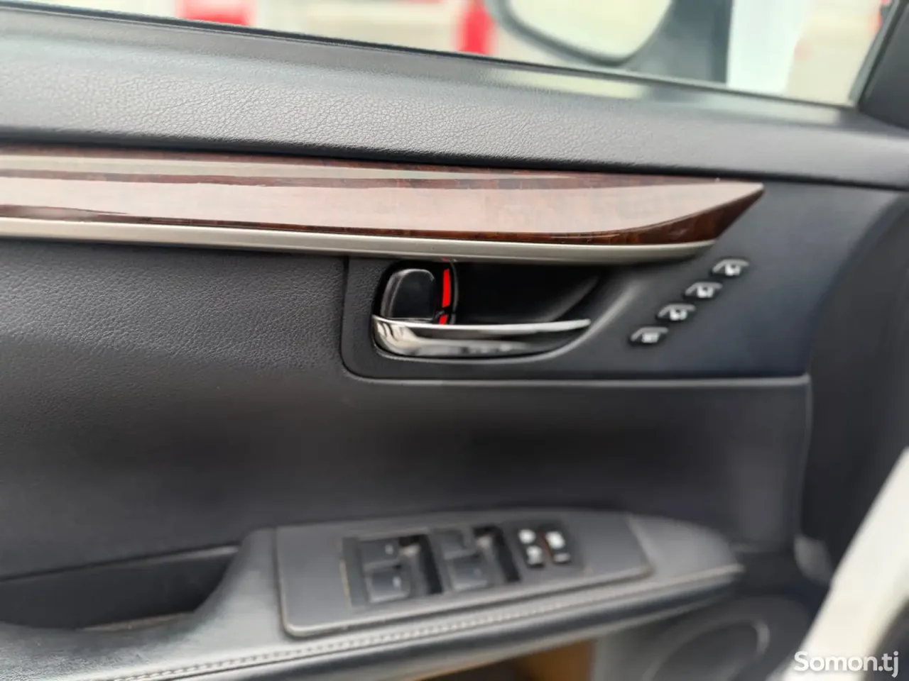 Lexus ES series 2013 · 3.5 AT