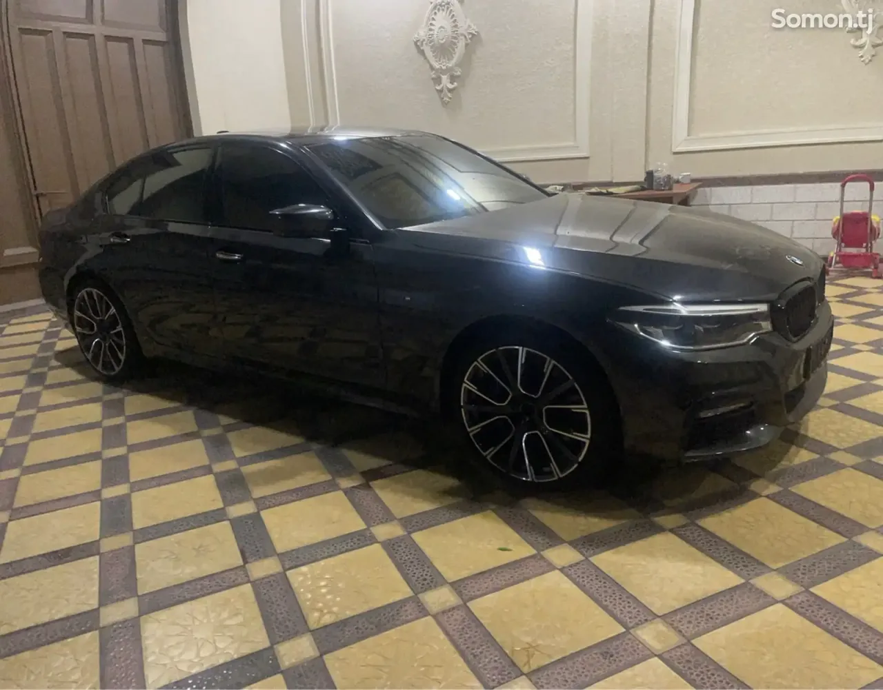 BMW 5 series 2017 · 2.0 AT