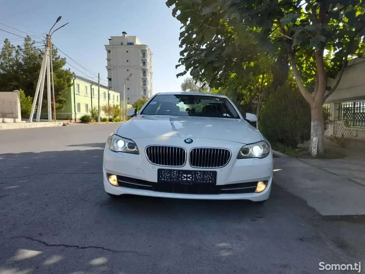 BMW 5 series 2013 · 2.0 AT