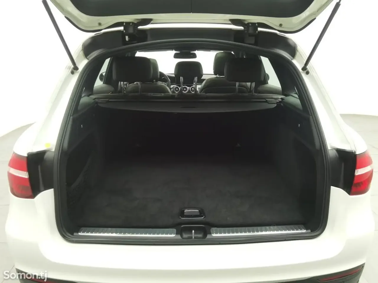 Mercedes-Benz GLC class 2016 · 2.6 AT