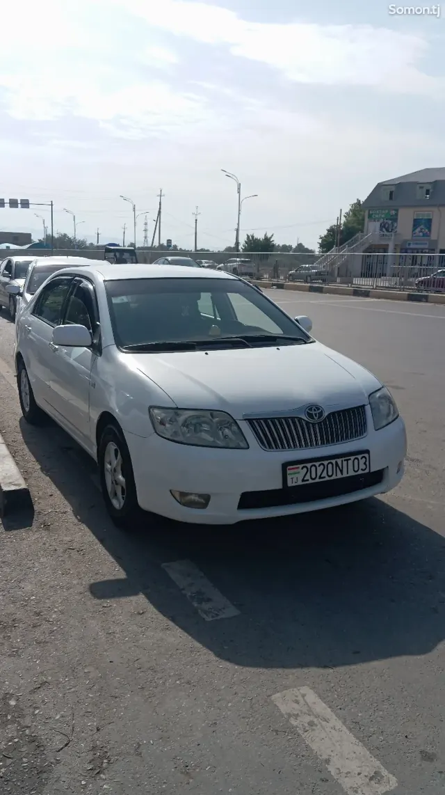 Toyota Corolla 2004 · 1.5 AT