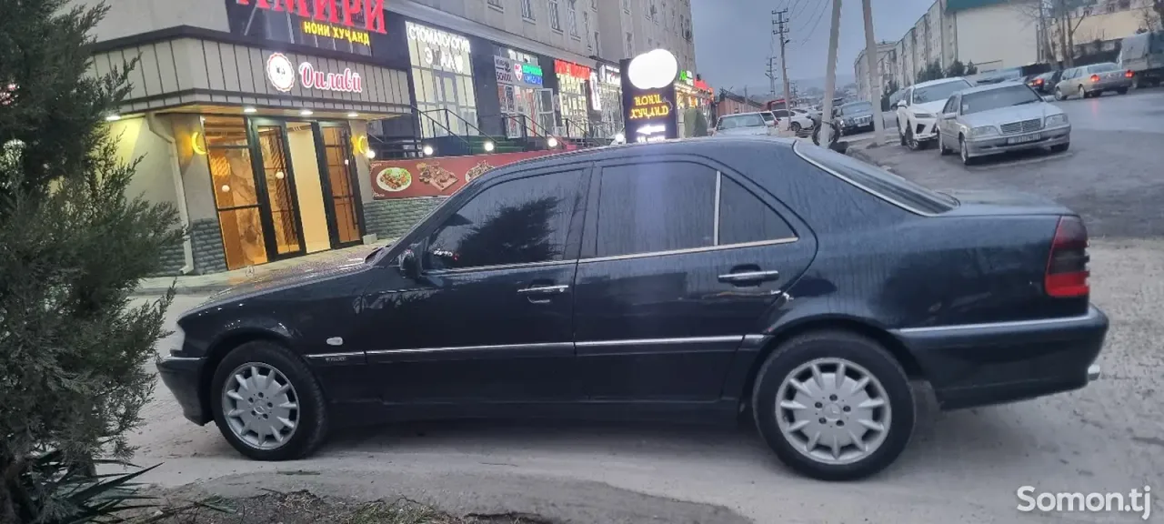 Mercedes-Benz C class 1999 · 2.8 AT
