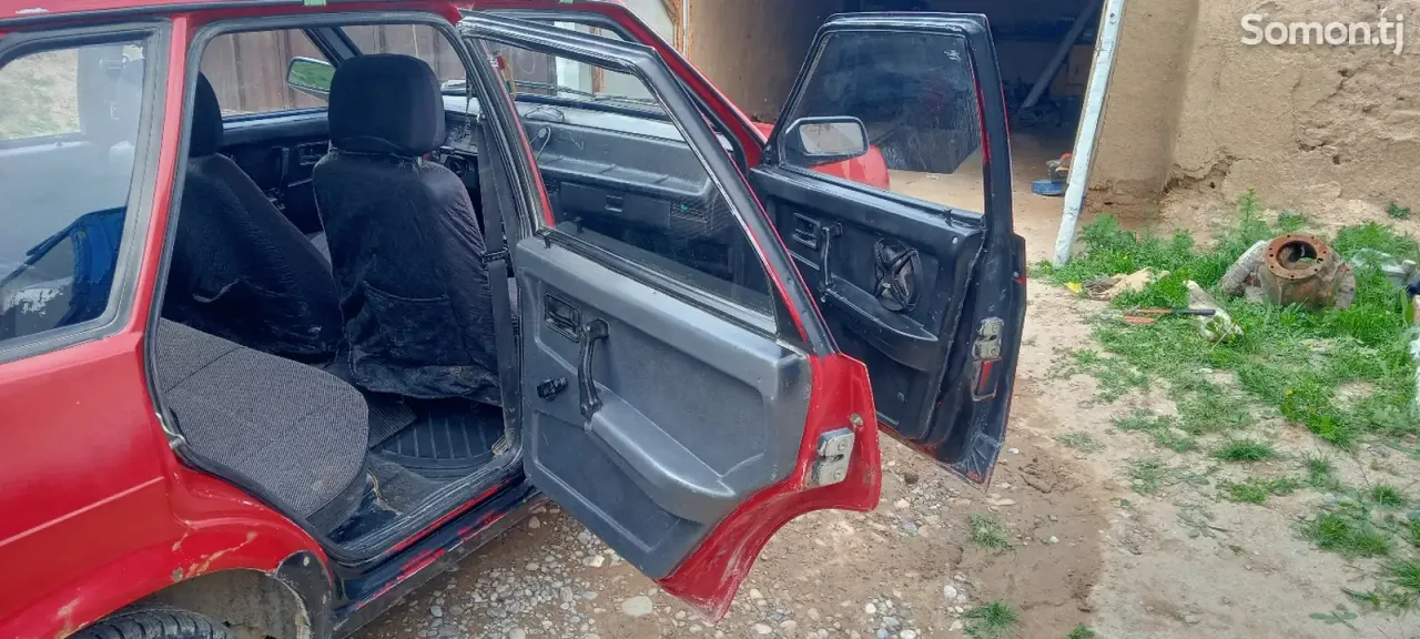 Lada (ВАЗ) 2109 1996 · 1.5 MT