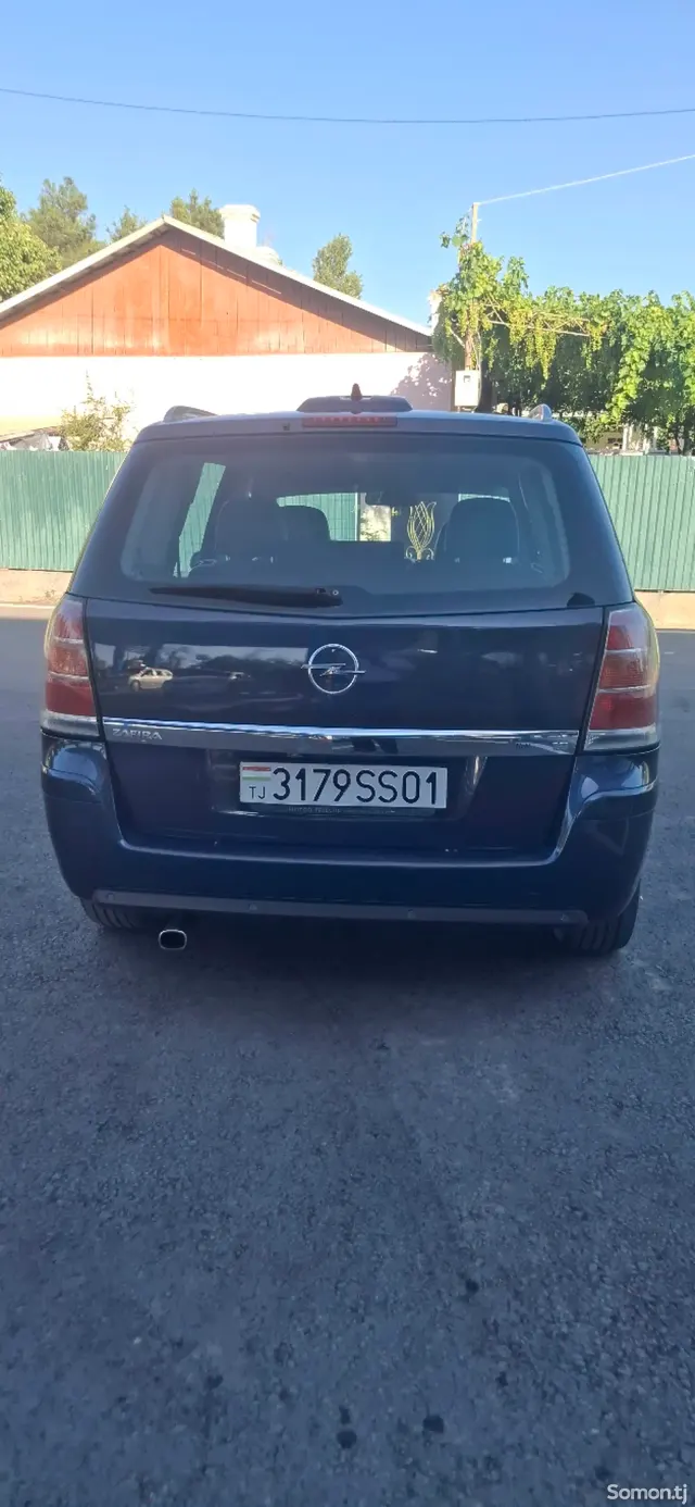 Opel Zafira 2007 · 1.8 MT