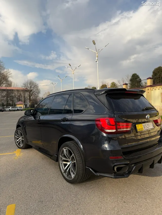 BMW X5 2015 · 3.5 AT