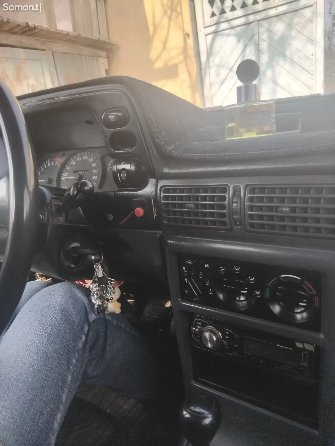 Daewoo Nexia 1996 · 1.6 MT