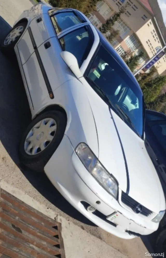 Opel Vectra B 1997 · 1.6 MT