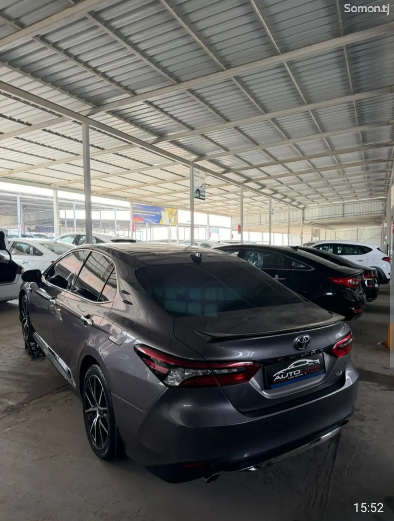 Toyota Camry 2018 · 3.5 AT