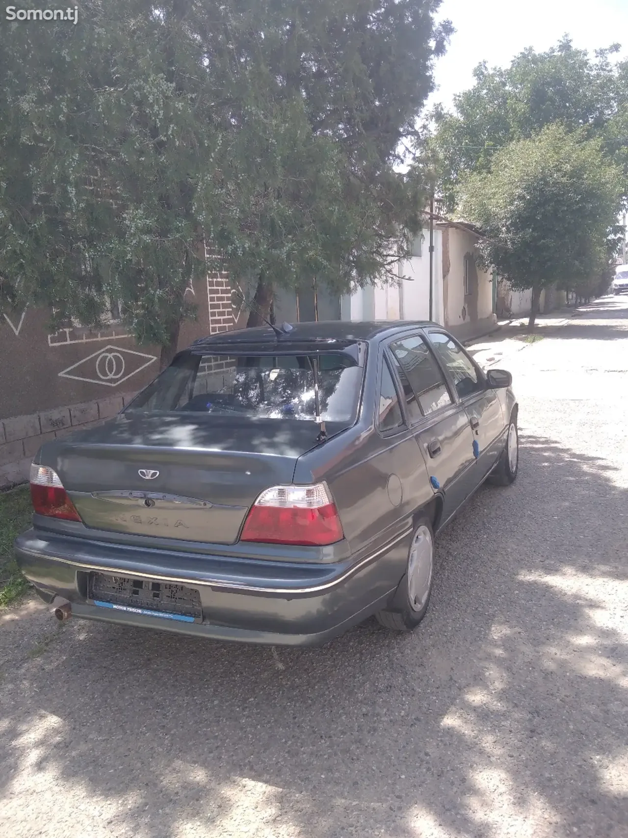 Daewoo Nexia 1995 · 1.6 MT
