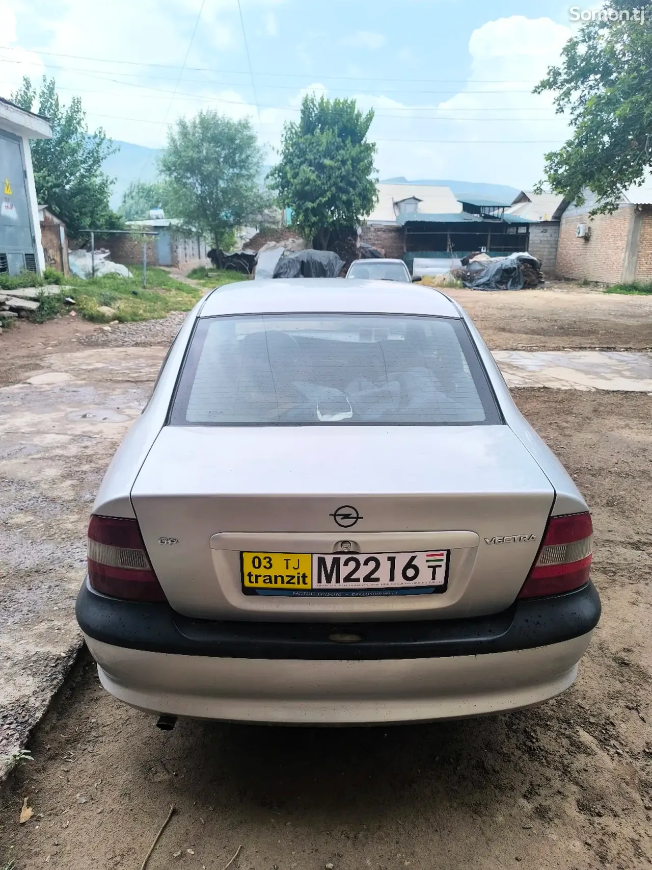 Opel Vectra B 1997 · 1.6 MT