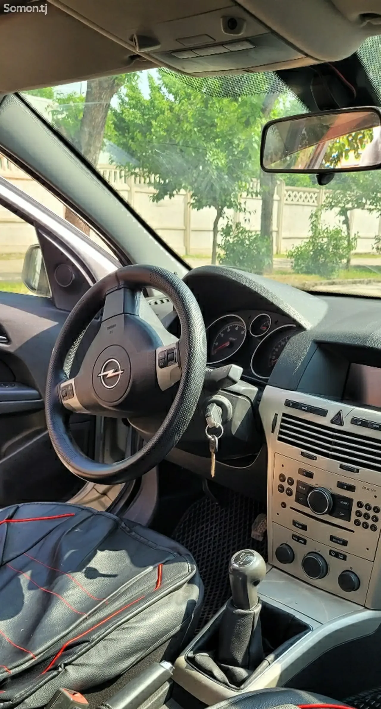 Opel Astra H 2008 · 1.6 MT