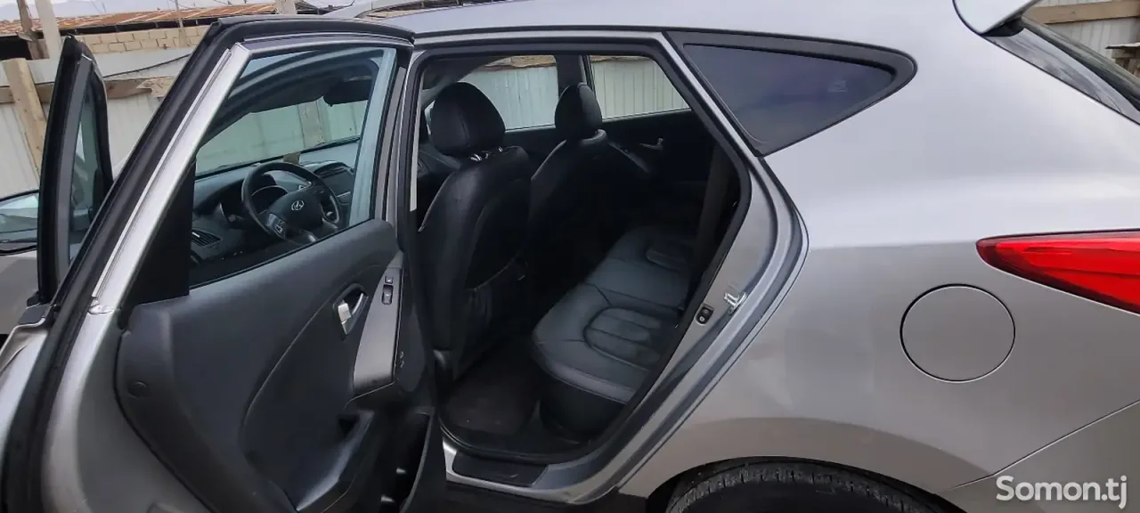 Hyundai Tucson 2014 · 2.0 AT