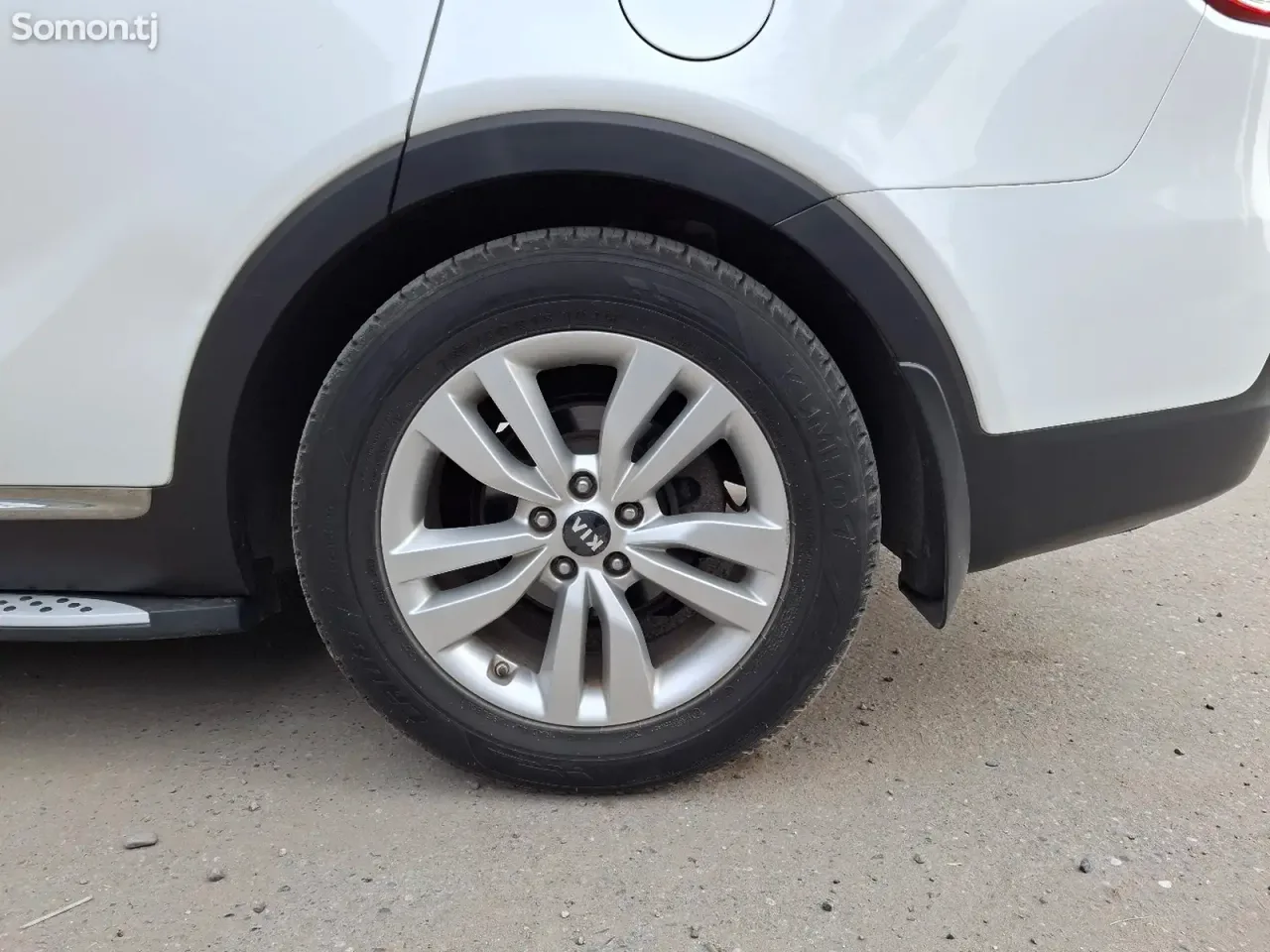 Kia Sorento 2016 · 2.0 AT