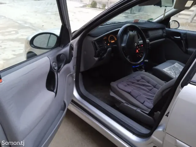 Opel Vectra B 2001 · 1.8 AT