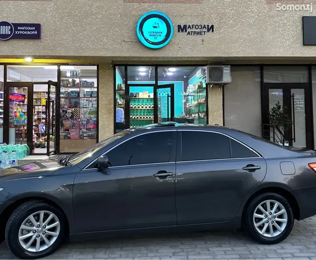 Toyota Camry 2010 · 2.5 AT