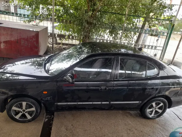 Daewoo Leganza 1997 · 1.8 MT
