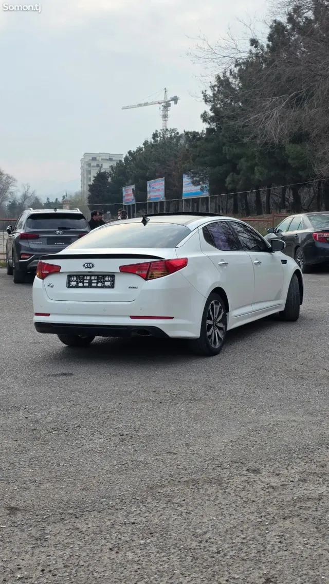 Kia K5 2012 · 2.0 AT