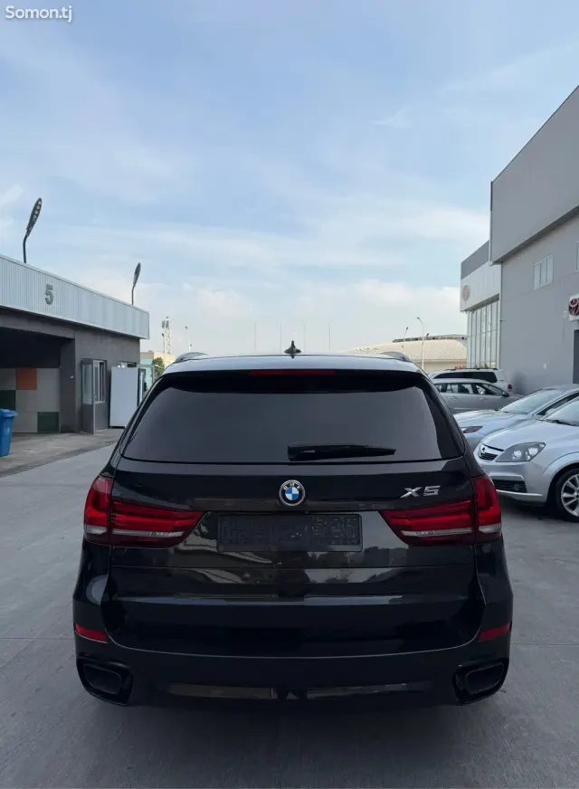 BMW X5 2017 · 3.0 AT
