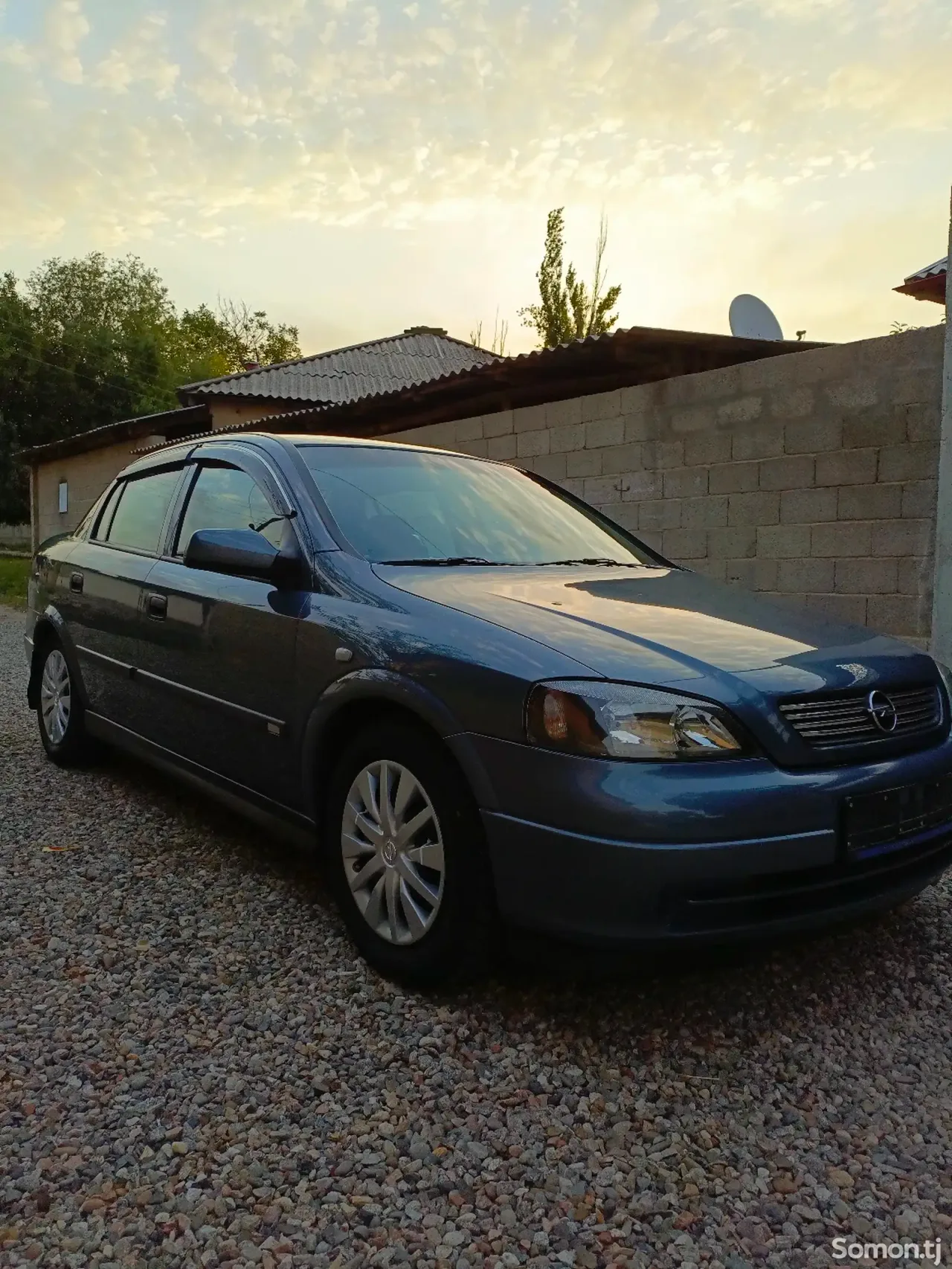 Opel Astra G 1999 · 1.6 MT