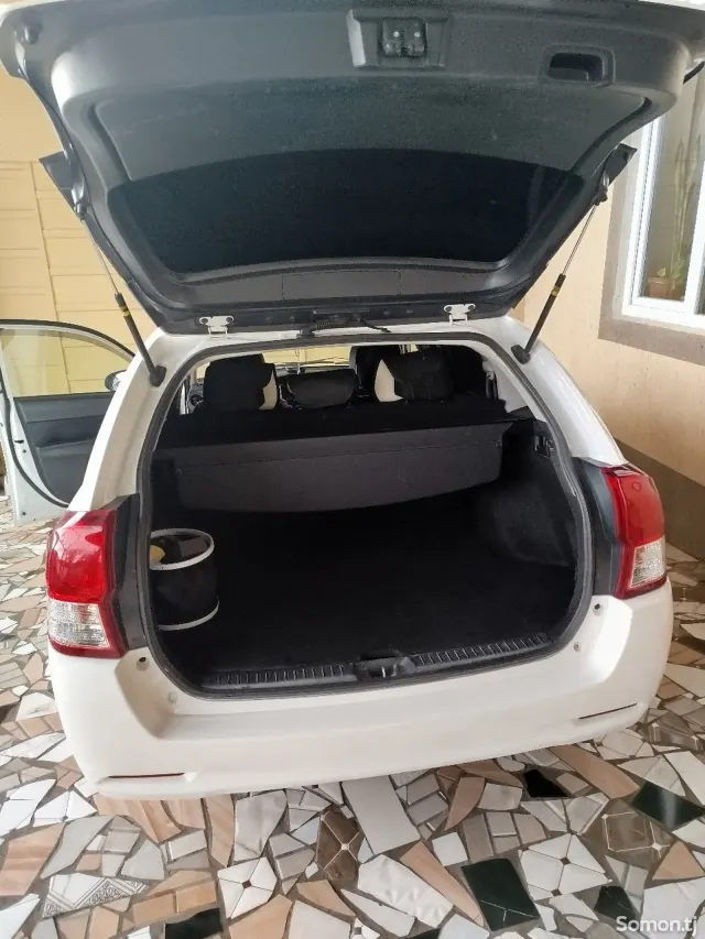 Toyota Corolla 2015 · 1.5 AT