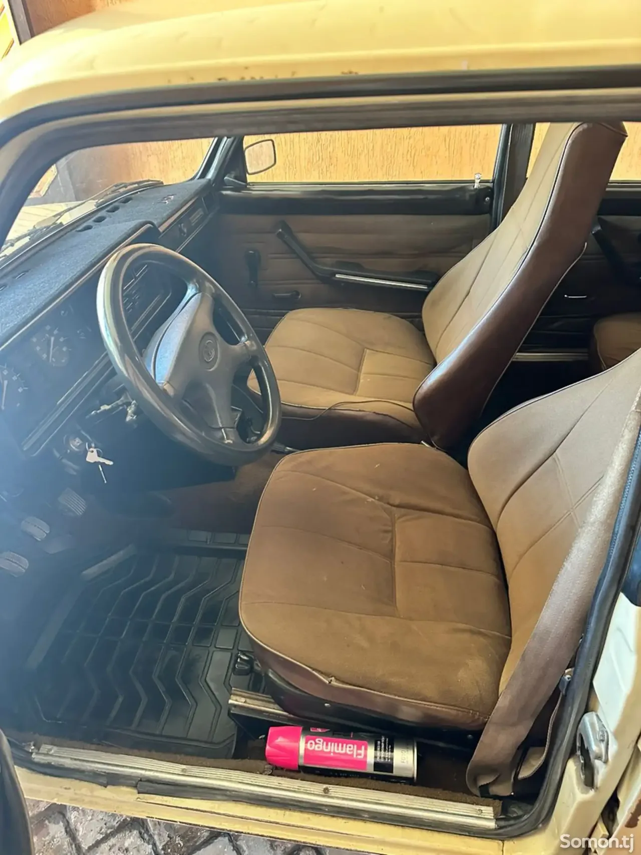 Lada (ВАЗ) 2107 1985 · 1.3 MT