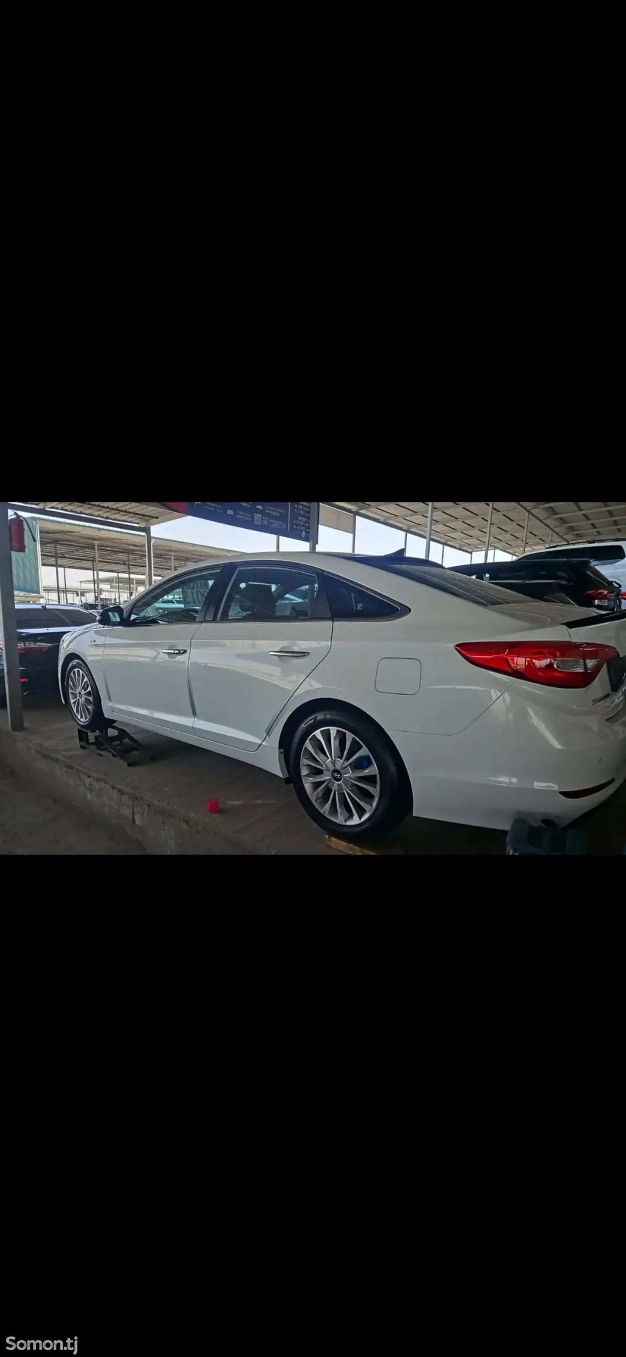 Hyundai Sonata 2015 · 2.0 AT