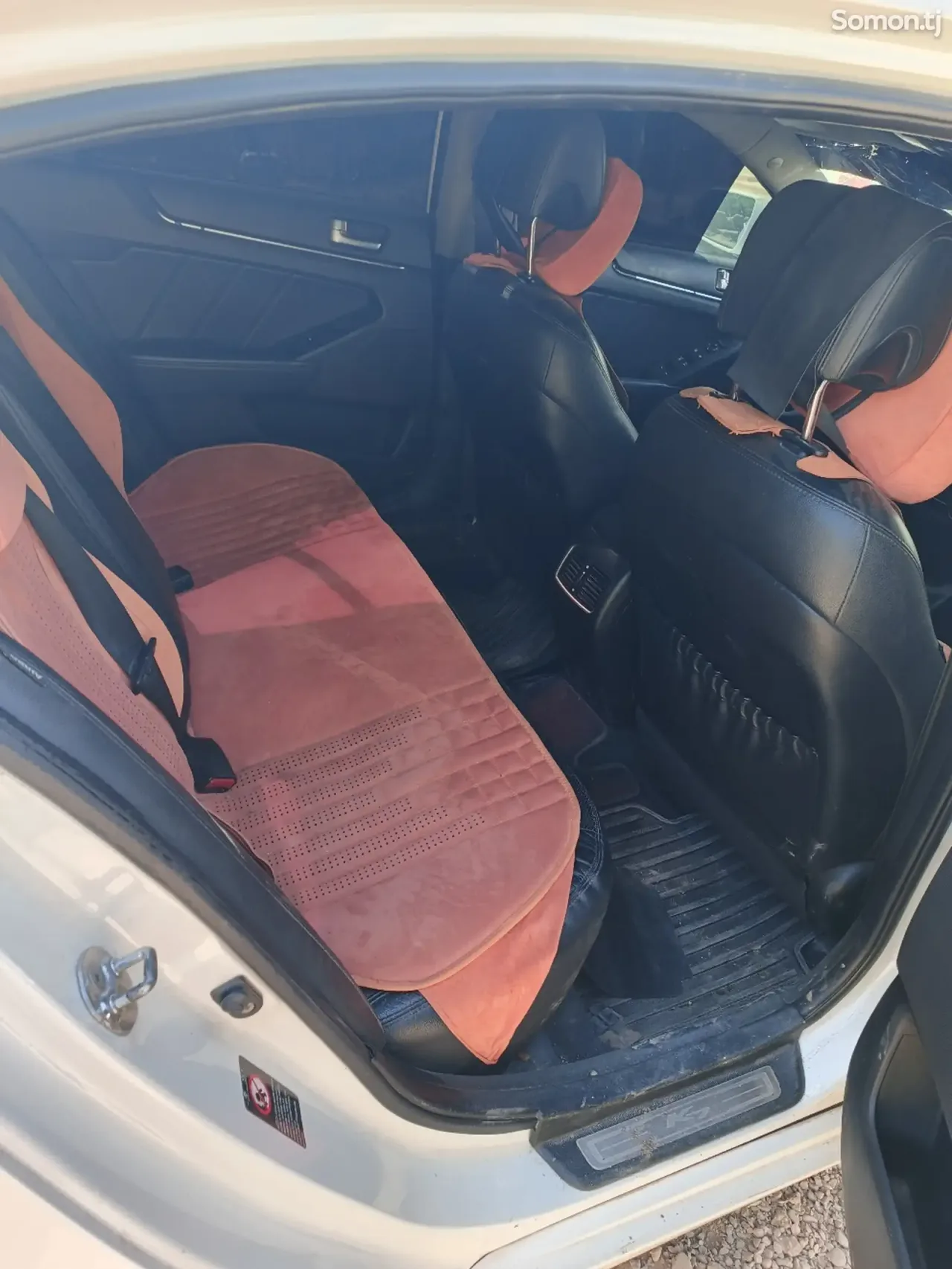 Kia K7 2012 · 2.4 AT