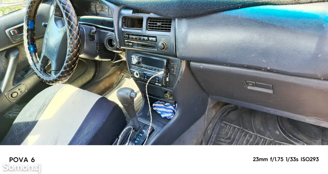 Toyota Alphard 1996 · 2.0 AT