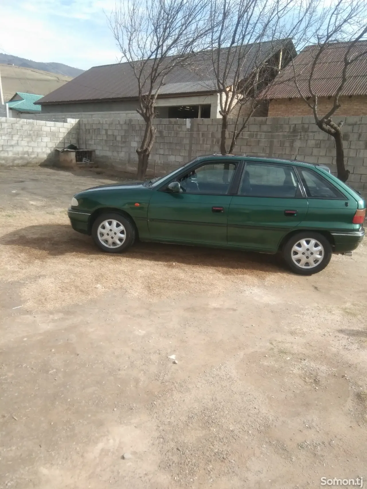Opel Astra F 1994 · 0.6 MT