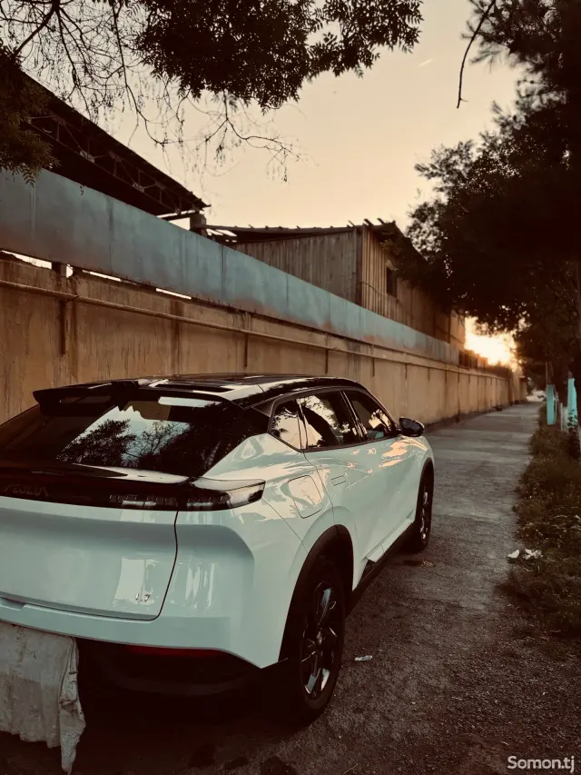 Dongfeng L7 2025 · AT