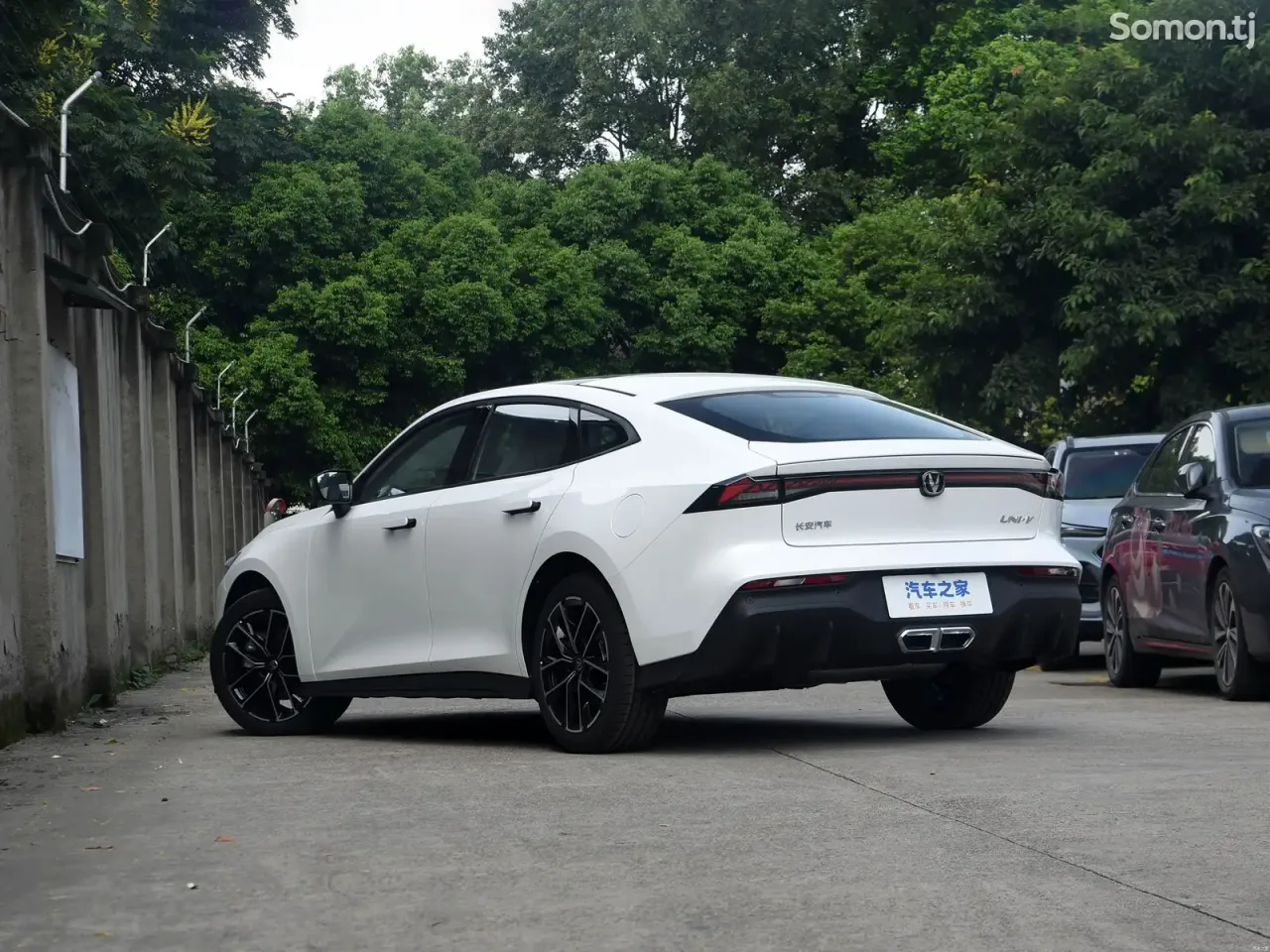 Changan UNI-V 2025 · 1.5 AT