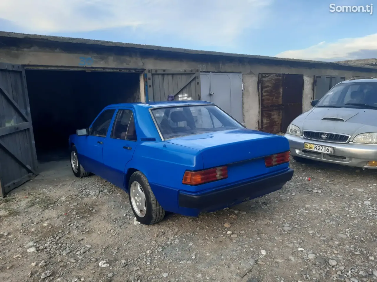 Mercedes-Benz W201 1989 · 2.0 MT