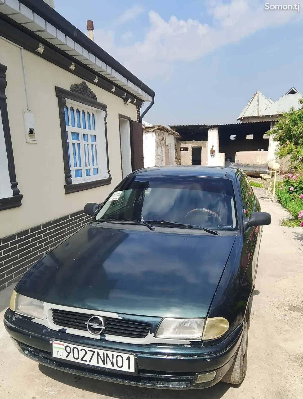 Opel Astra F 1994 · 1.6 MT